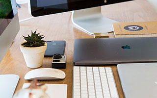 爱游戏app-_骑行穿越古镇：文化与运动的奇妙邂逅_，骑行乡村